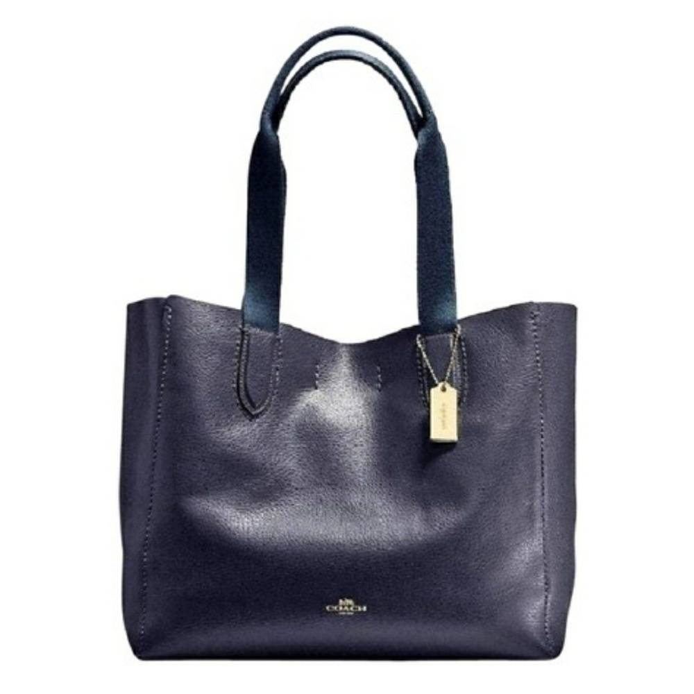 Coach: LARGE DERBY TOTE IN PEBBLE LEATHER